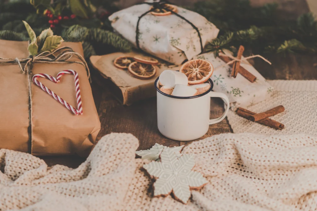 Winter Drawing Ideas: Creative and Cozy Art Projects for the Cold Season 2024/2025 3 Winter drawing ideas: hot chocolate with marshmallows