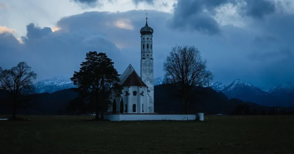 Blue Things to Draw: Ideas for Artistic Inspiration 2024 10 church during the blue hour as blue things to draw
