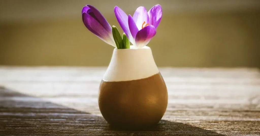 Easy Small Drawings: Quick and Fun Art Projects for Beginners 2024 4 Flowerpot as Easy Small Drawings