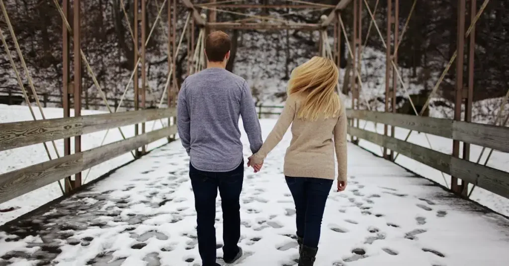 100 Couple Drawing Ideas: Heartfelt Inspirations to Draw 2024 9 a couple walking in the snow as couple drawing ideas
