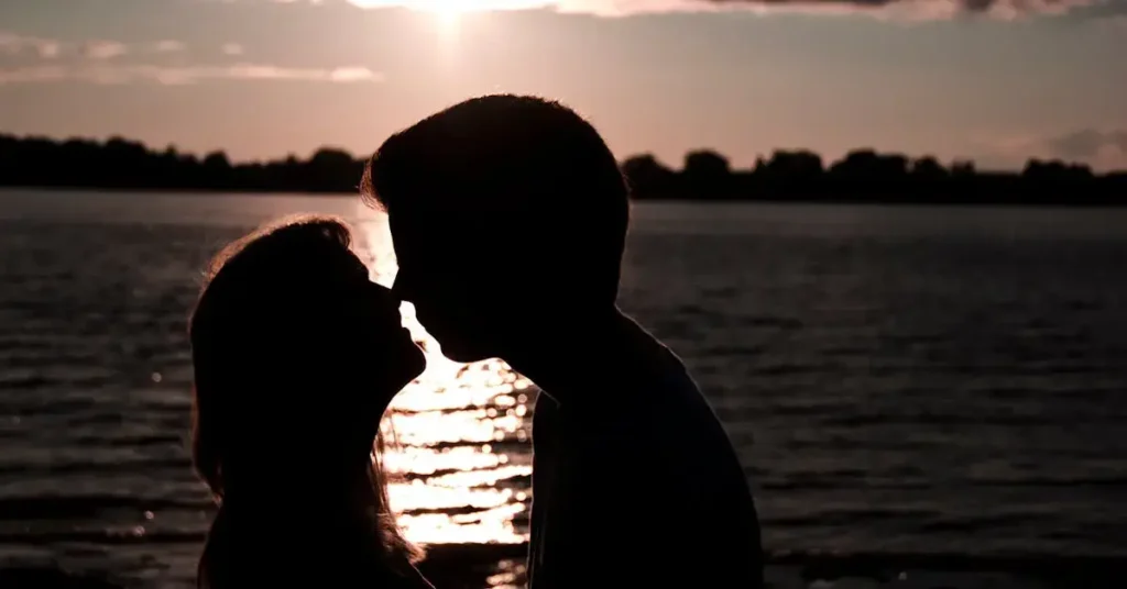 100 Couple Drawing Ideas: Heartfelt Inspirations to Draw 2024 2 couple kissing at a lake as couple drawing ideas