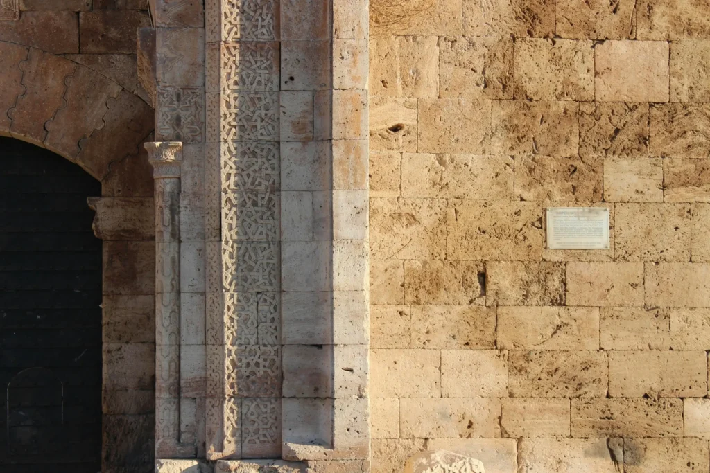 50 Stone Wall Drawing References Every Artist Needs to See! 44 stone wall drawing references brown stones at an entrance