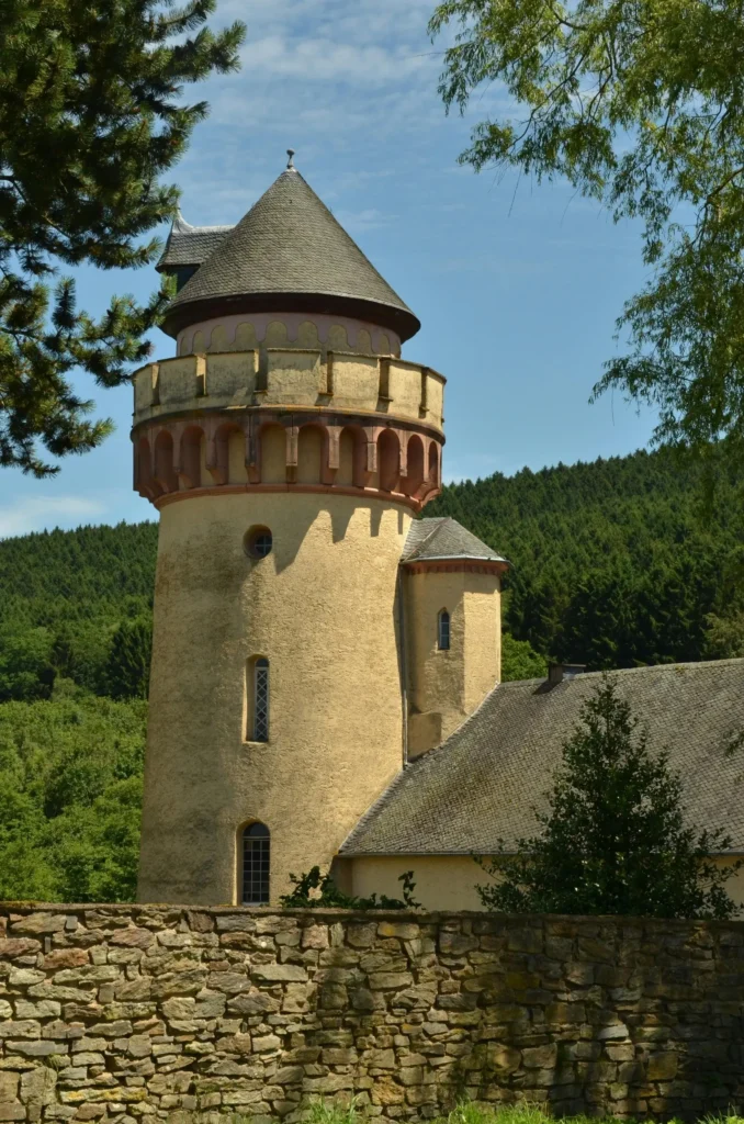 50 Stone Wall Drawing References Every Artist Needs to See! 18 stone wall drawing references castle