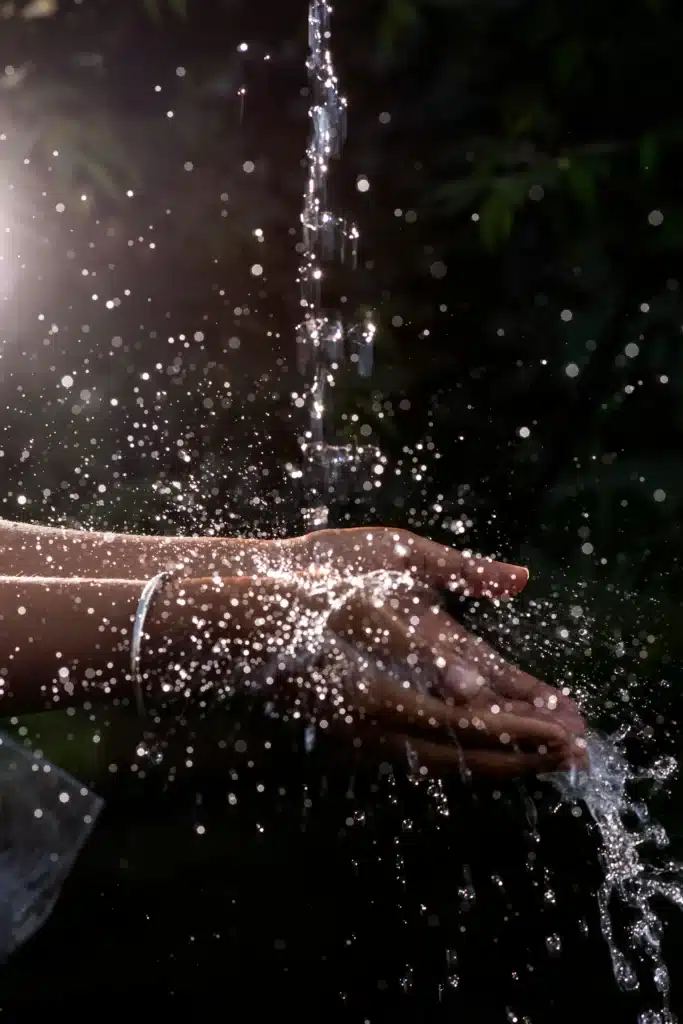 Dive Deep: 111 Stunning Water Drawing References for Creative Souls! 33 Water Drawing References