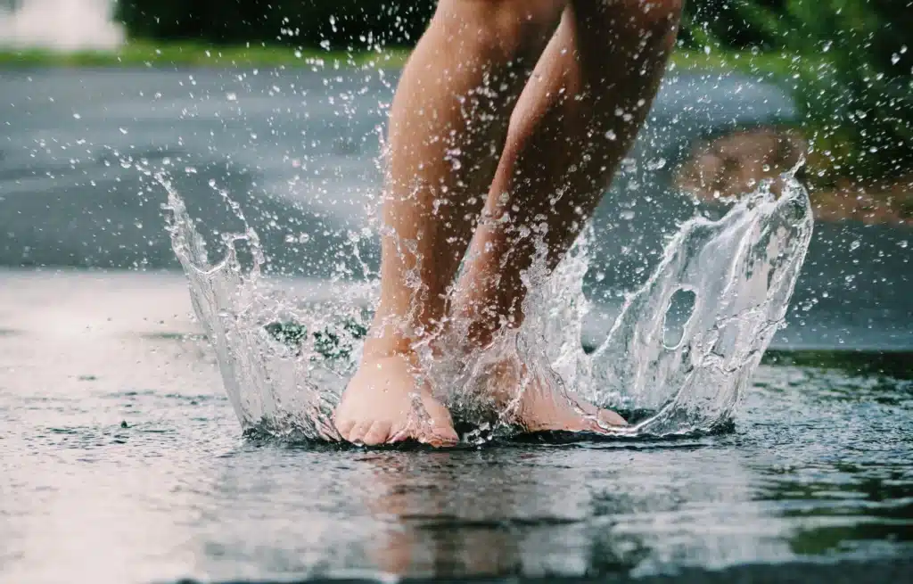 Dive Deep: 111 Stunning Water Drawing References for Creative Souls! 62 Water Drawing References