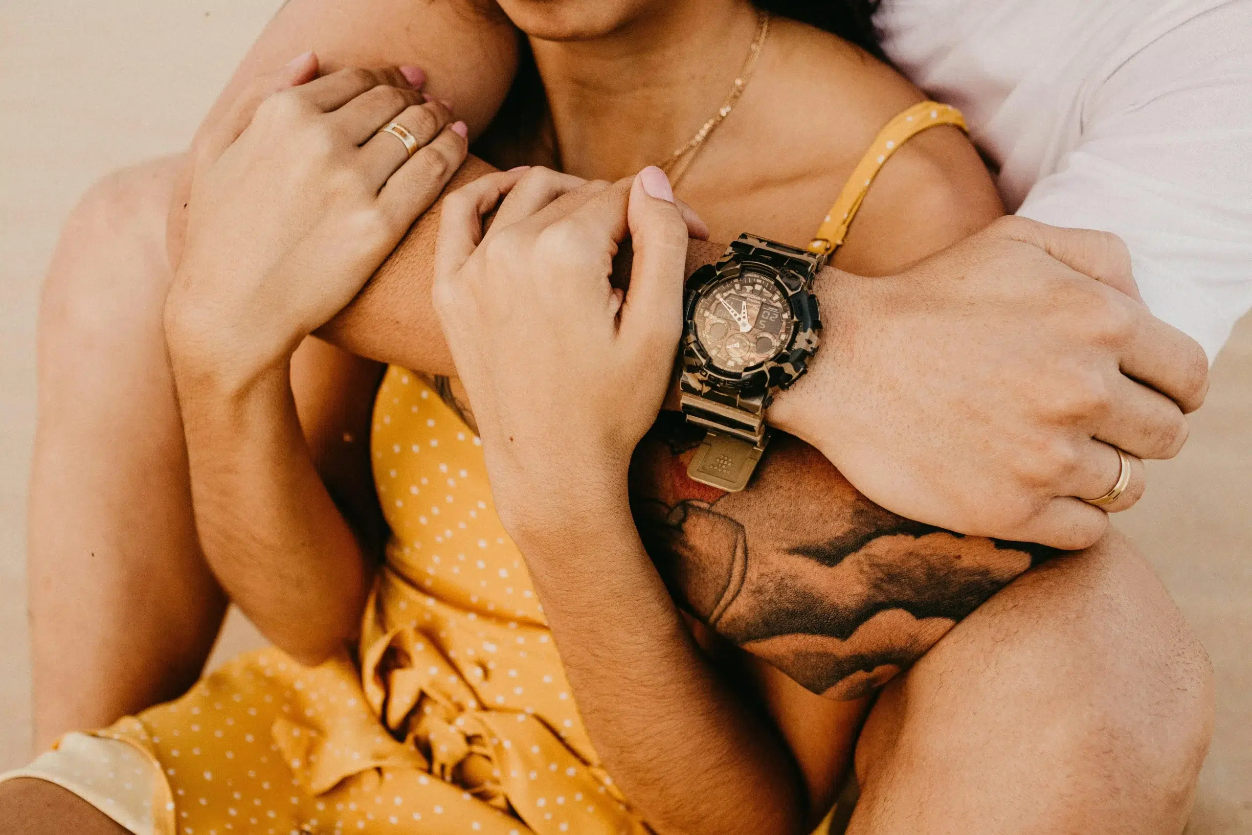 112 Hug Pose References That Will Warm Your Heart and Spark Creativity! 60 pexels jonathanborba 3156993 scaled