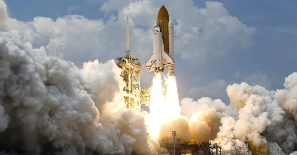 150+ Easy Space Drawing Ideas That Are Out of This World 7 Easy space drawing Ideas spaceshuttle launch